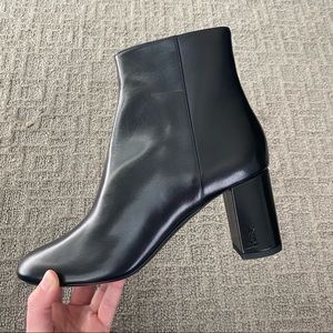 ‼️NWT‼️ Authentic Saint Laurent Lou Lou Booties